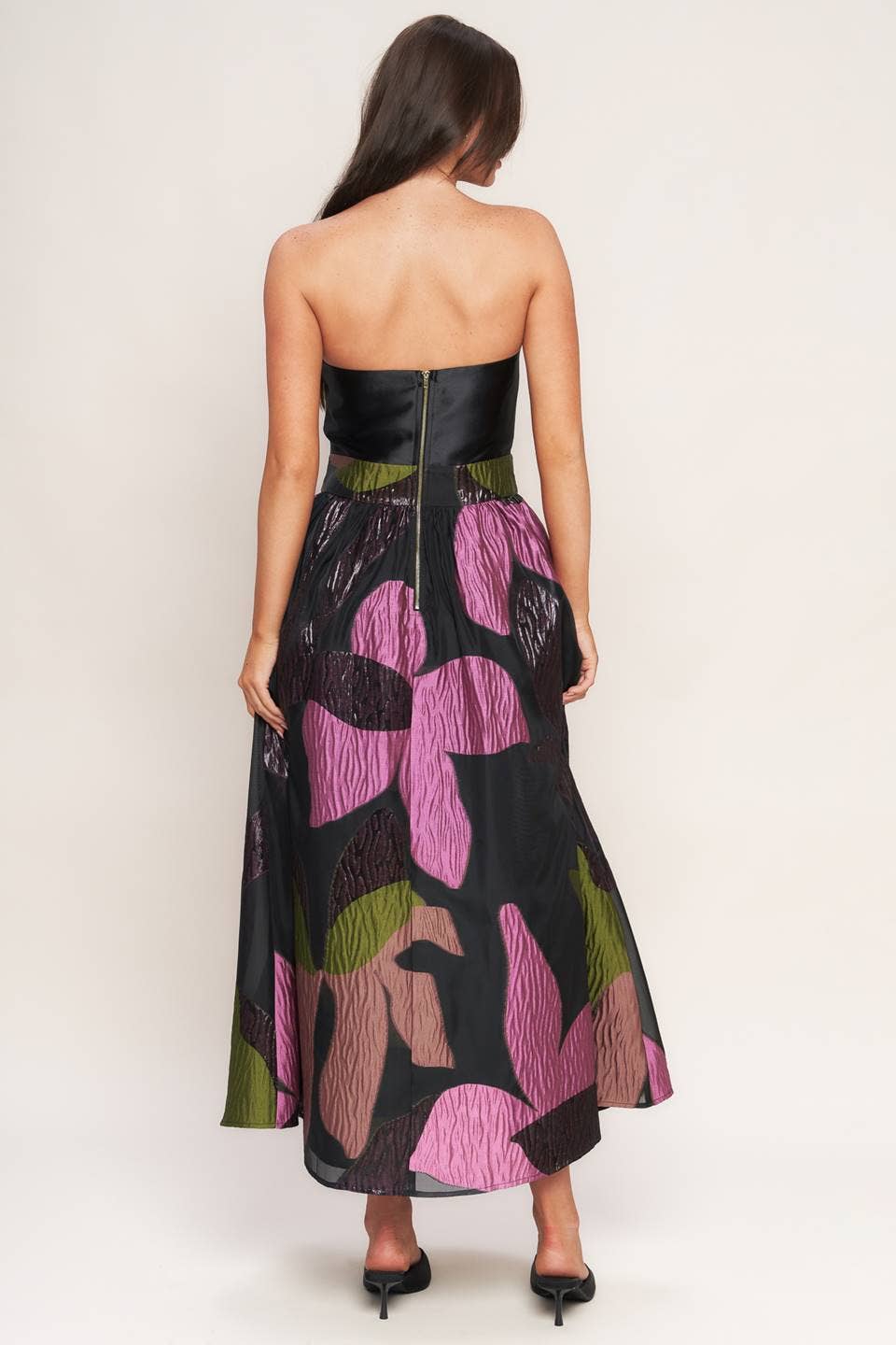 A solid and printed woven midi dress - ID23143