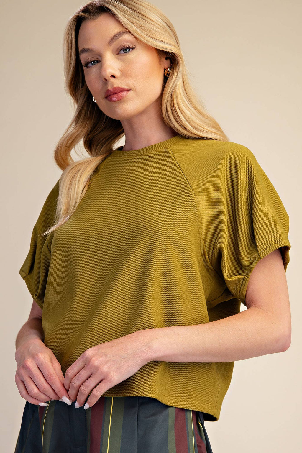 Round Neck Puff Short Sleeve Pullover Top