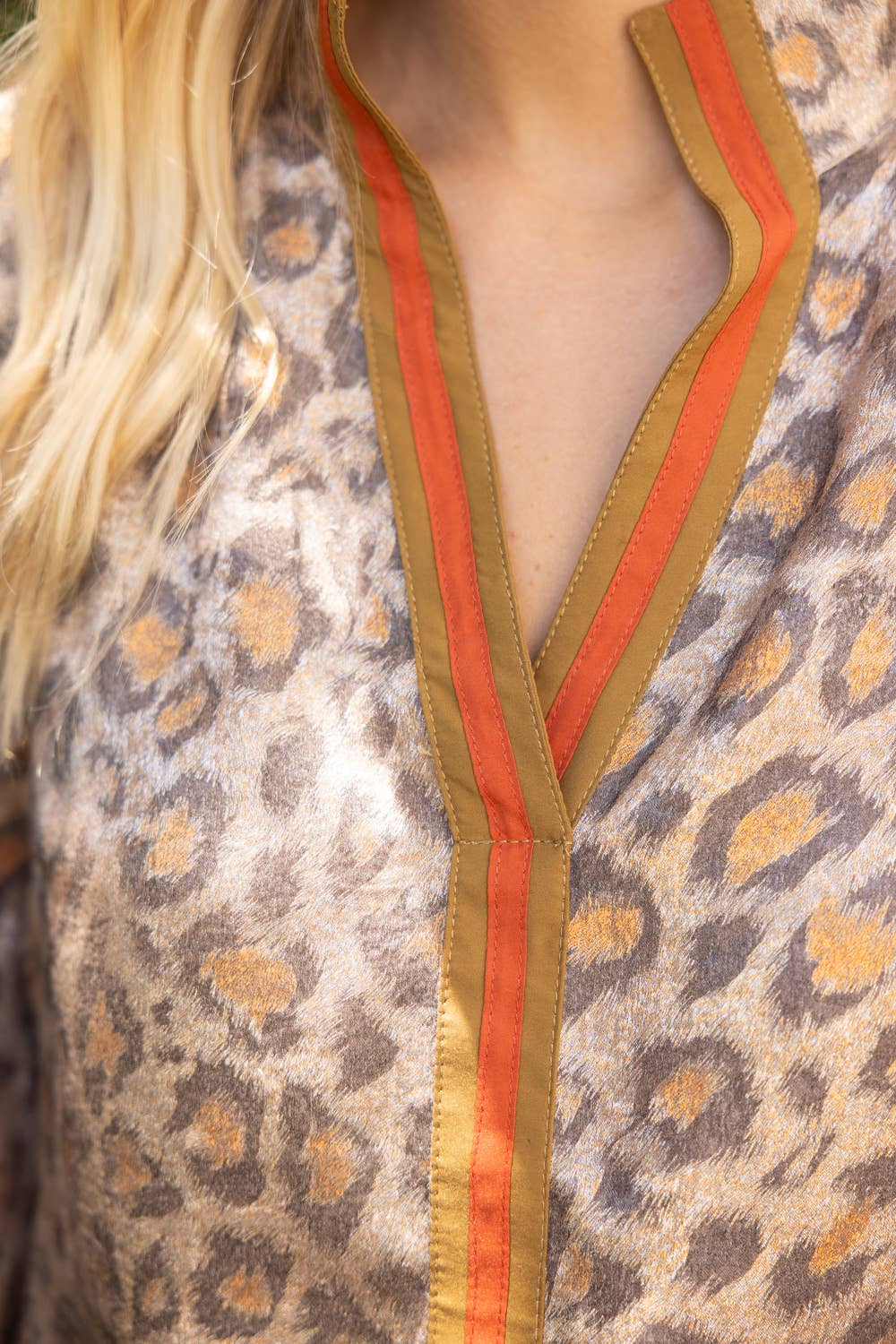 37081 Stripe Placket Detail Leopard Print Metallic Top