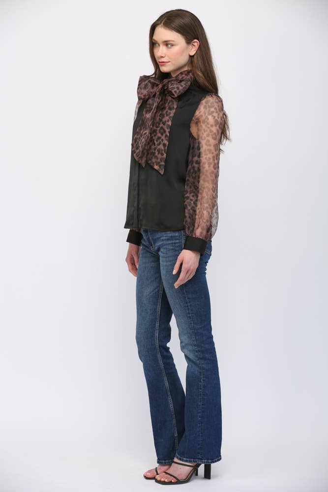 MIXED MEDIA SELF TIE NECKLINE DETAIL BLOUSE FT23252
