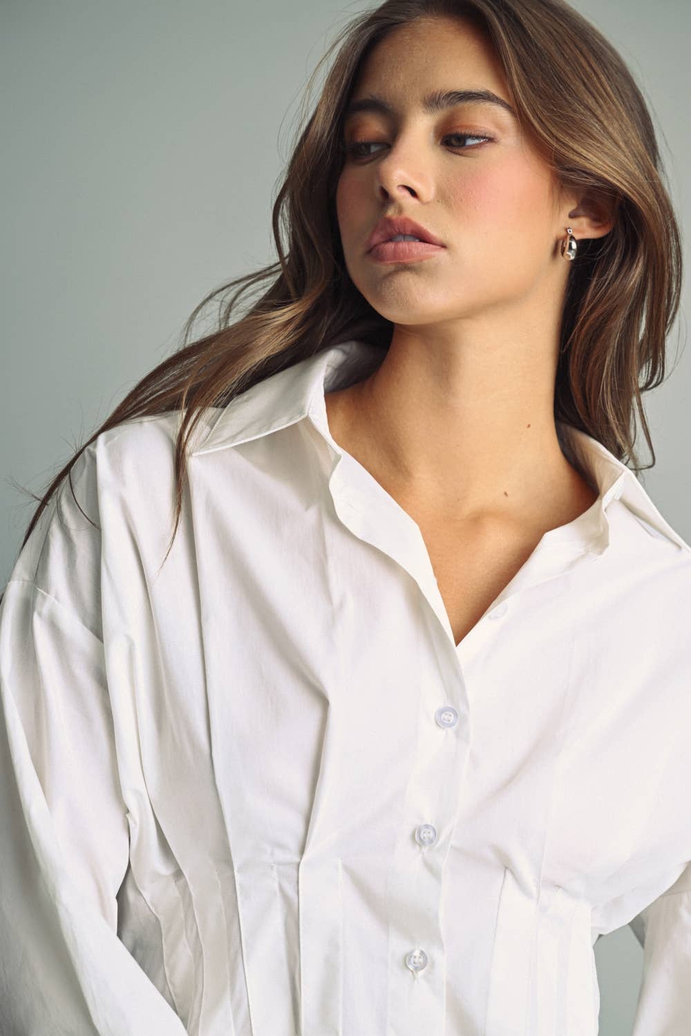 T7410   CINCHED PINTUCK STRUCTURED BLOUSE