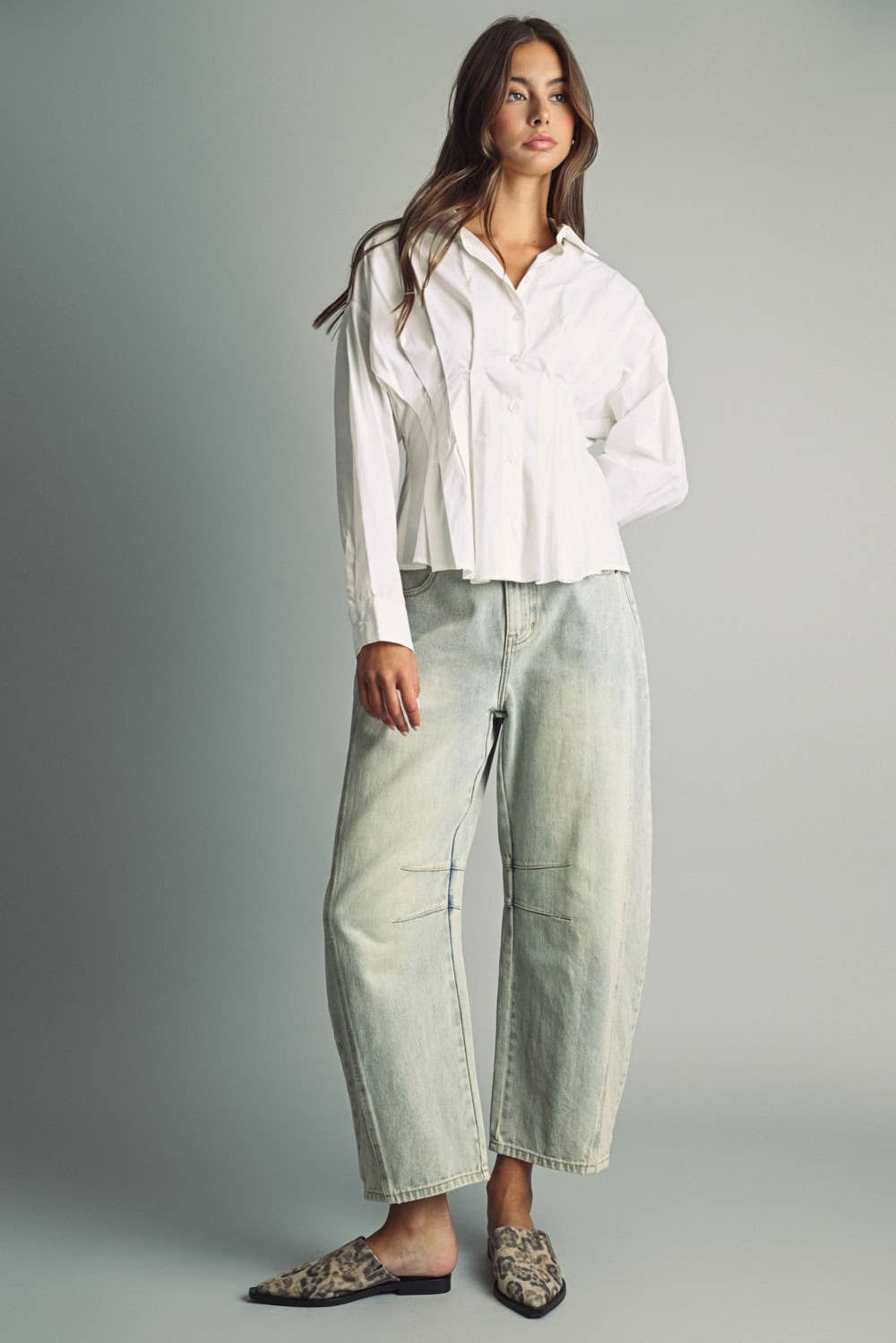 T7410   CINCHED PINTUCK STRUCTURED BLOUSE